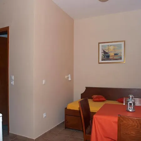 Aggelina's Hotel 3*