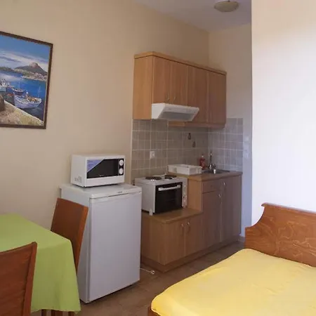 Aggelina's Hotel 3*